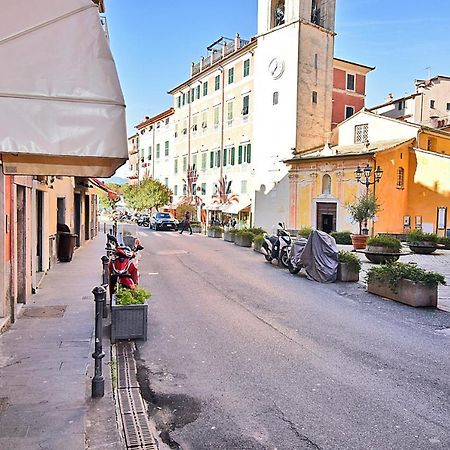 La Tana Del Poeta Apartment Lerici Exterior photo